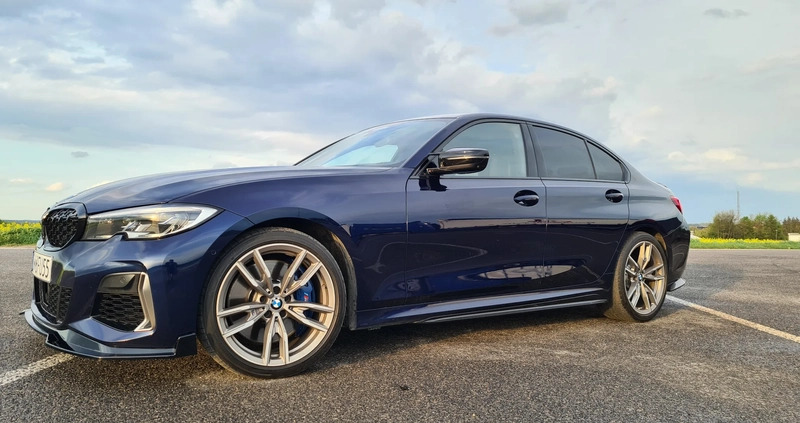 samochody osobowe BMW Seria 3 cena 195000 przebieg: 177000, rok produkcji 2019 z Sandomierz